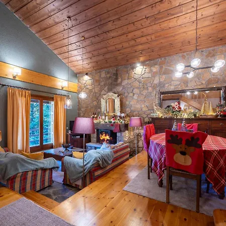 Dandy Villas Elatodasos - Chalet Artemis - Fir Forest - Jeep & Nature Lovers Chalet