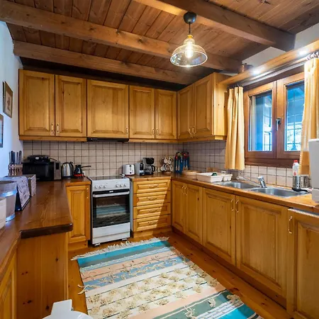 Chalet Dandy Villas Elatodasos - Chalet Artemis - Fir Forest - Jeep & Nature Lovers Eptalofos
