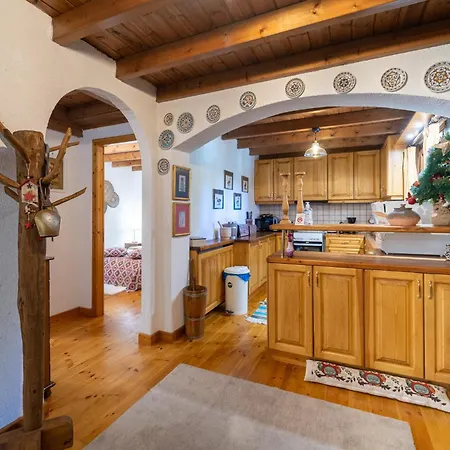 Dandy Villas Elatodasos - Chalet Artemis - Fir Forest - Jeep & Nature Lovers Chalet Eptalofos
